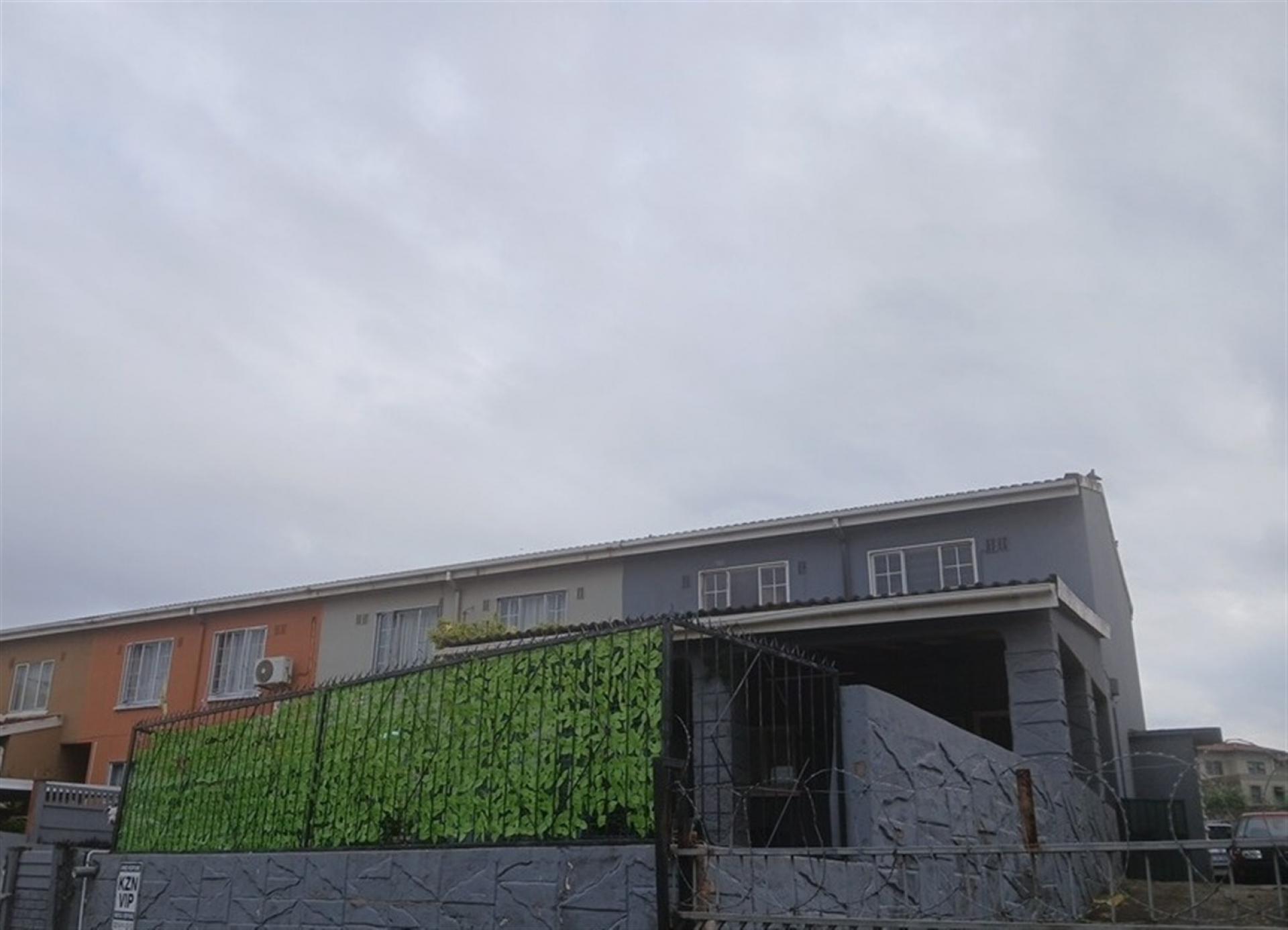 Front View of property in Westham