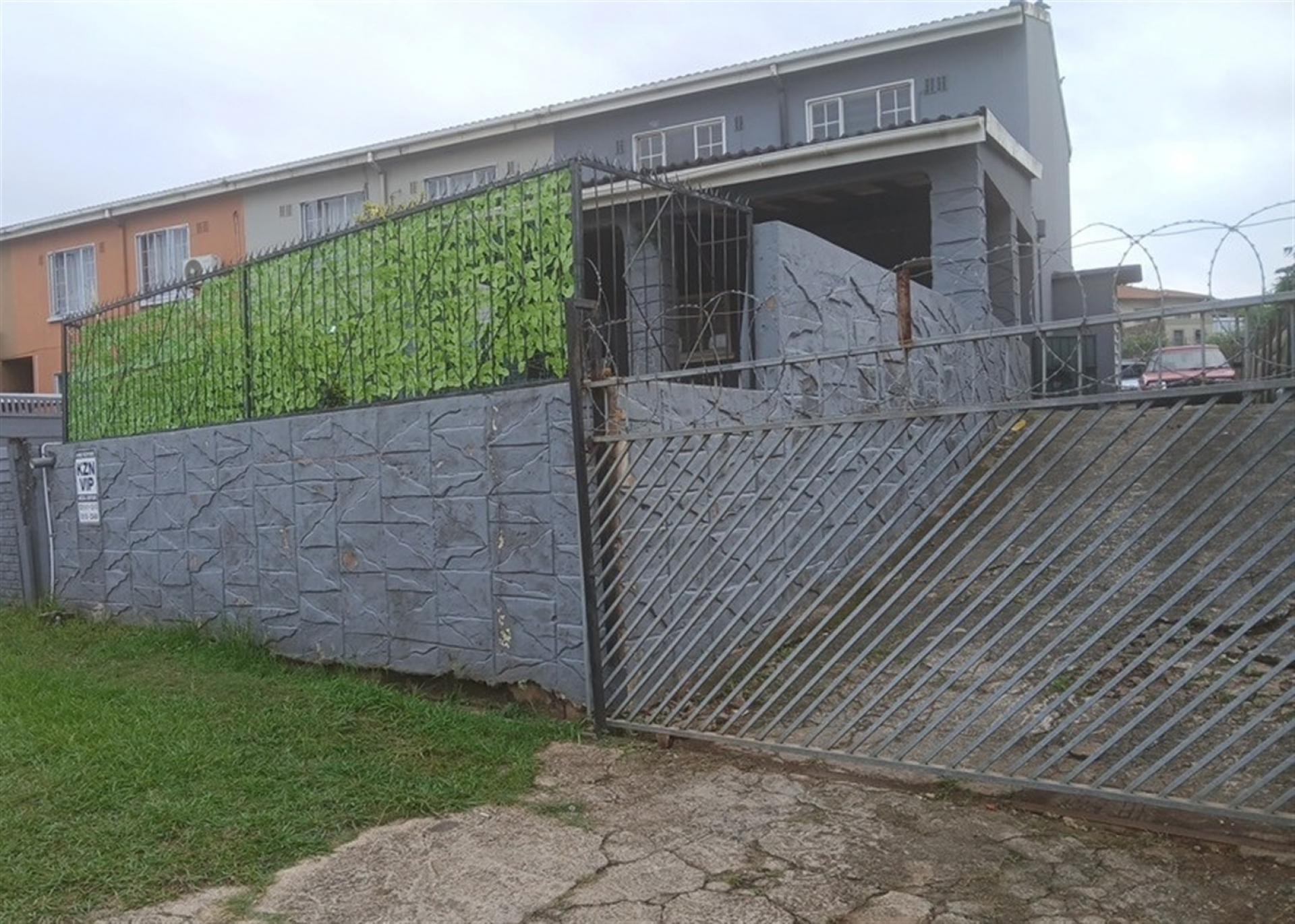 Front View of property in Westham
