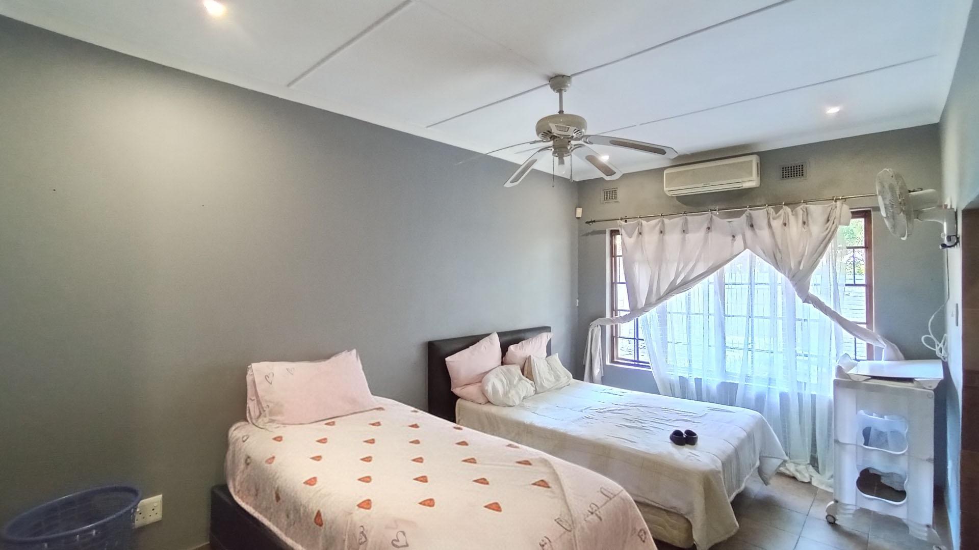 Flatlet - 31 square meters of property in Meer En See