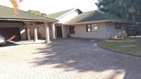 Front View of property in Meer En See