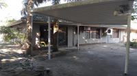 Carport  of property in Meer En See