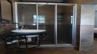 Main Bathroom of property in Meer En See