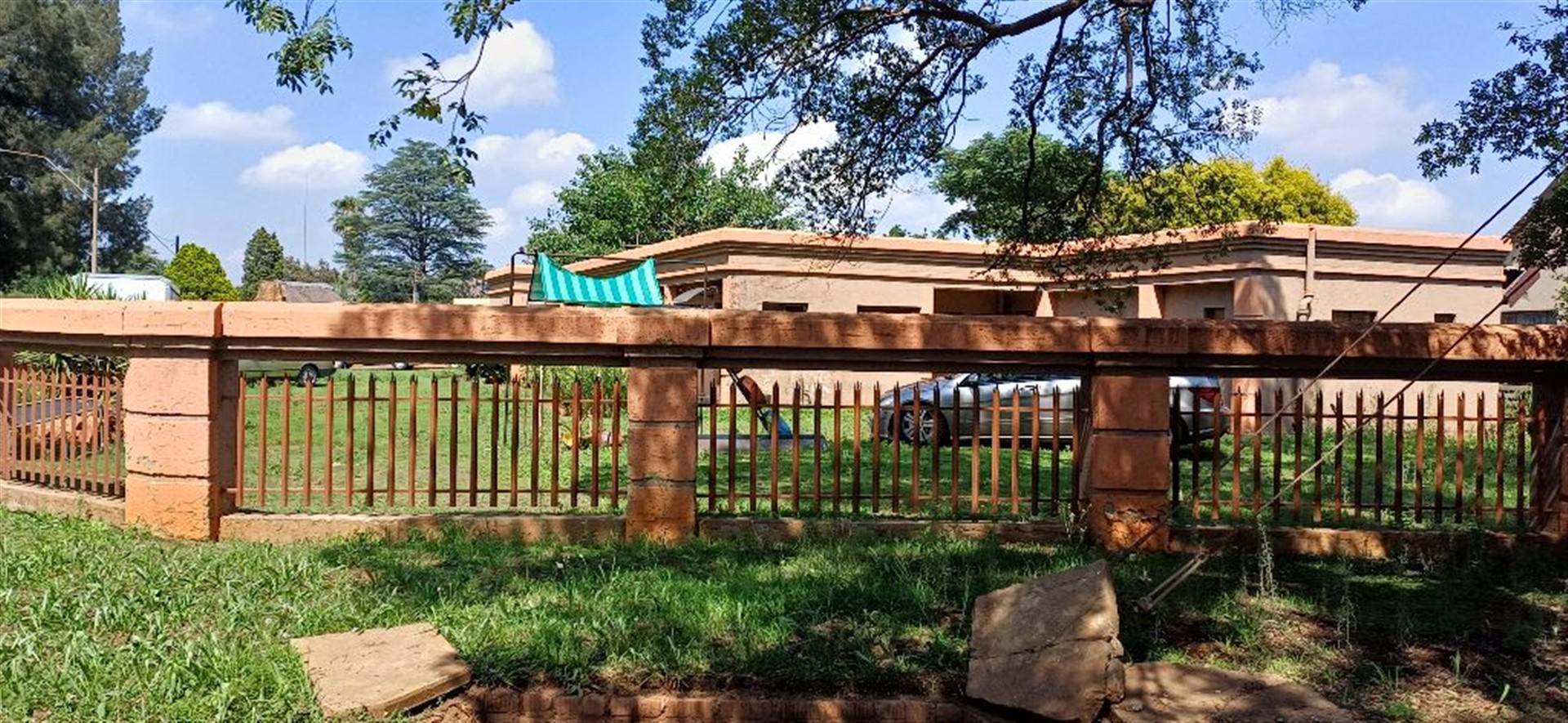 Front View of property in Arcon Park