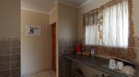 Kitchen - 7 square meters of property in Meredale