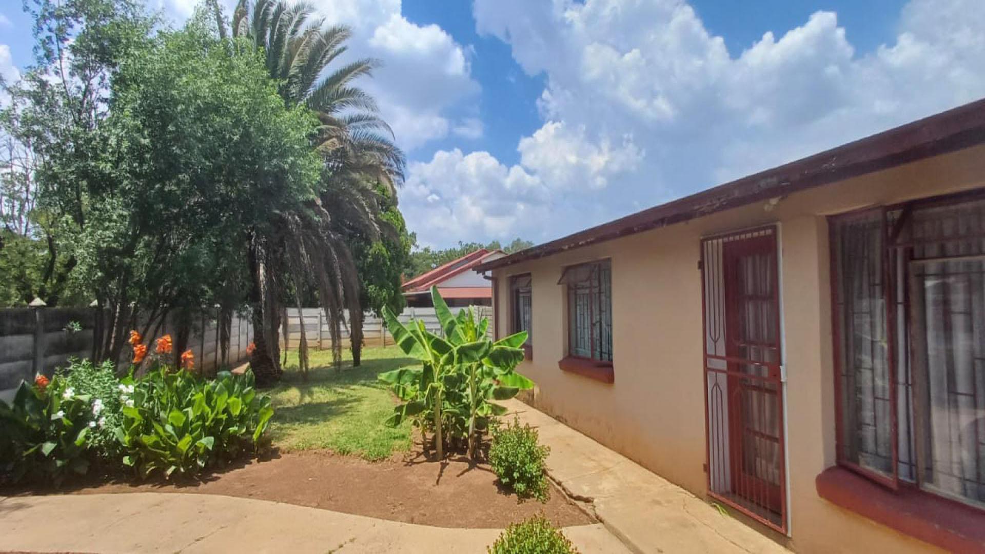 Front View of property in Potchefstroom