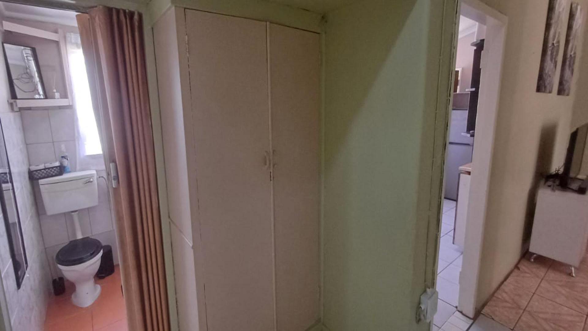 Bathroom 1 of property in Potchefstroom