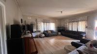 Lounges of property in Blackridge