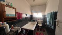 Bathroom 1 of property in Blackridge