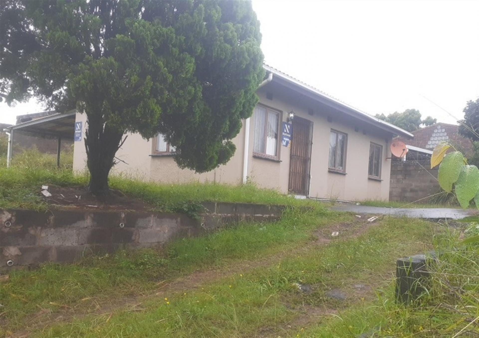 Front View of property in Pinetown 