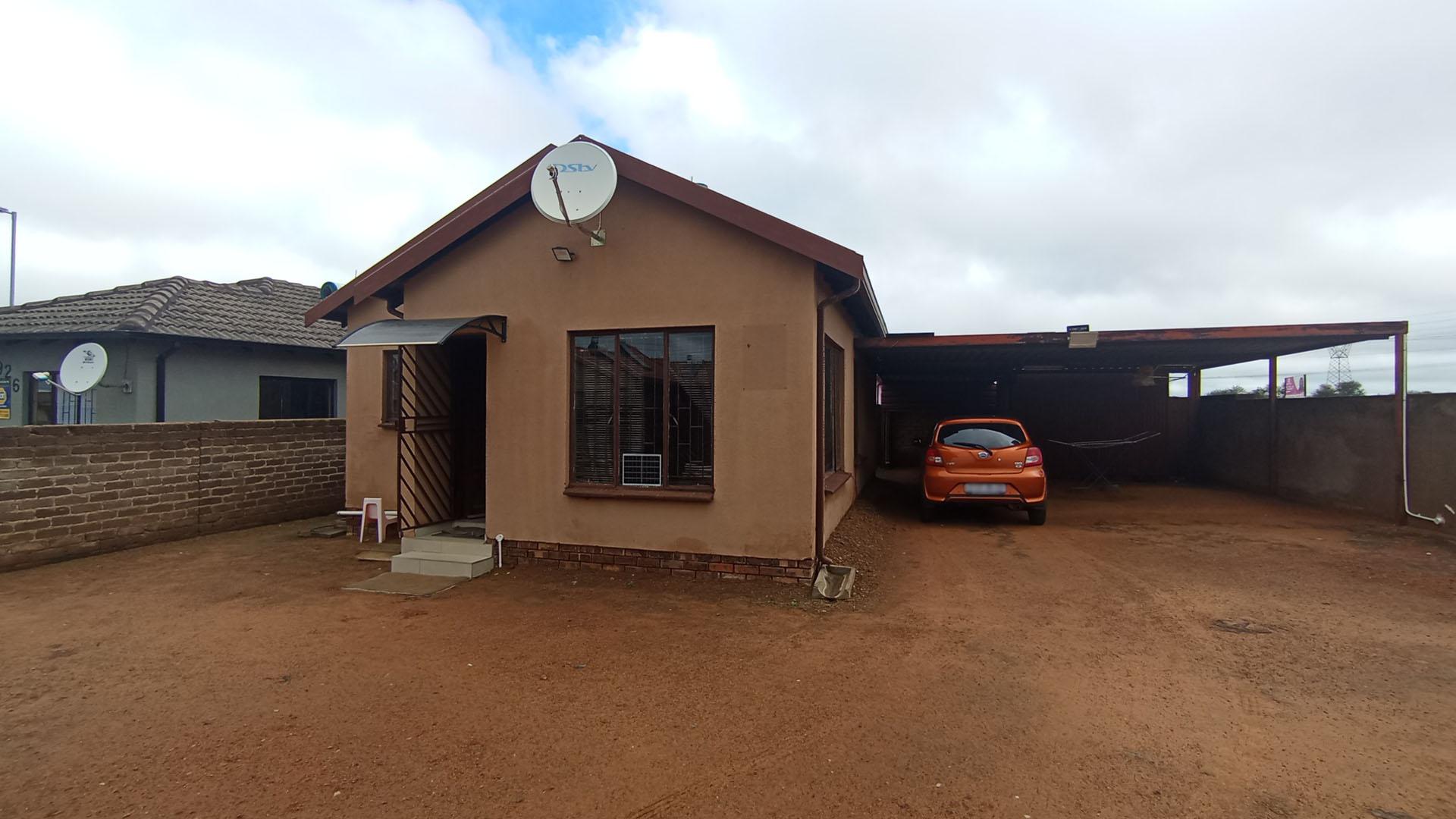 Front View of property in Soshanguve East