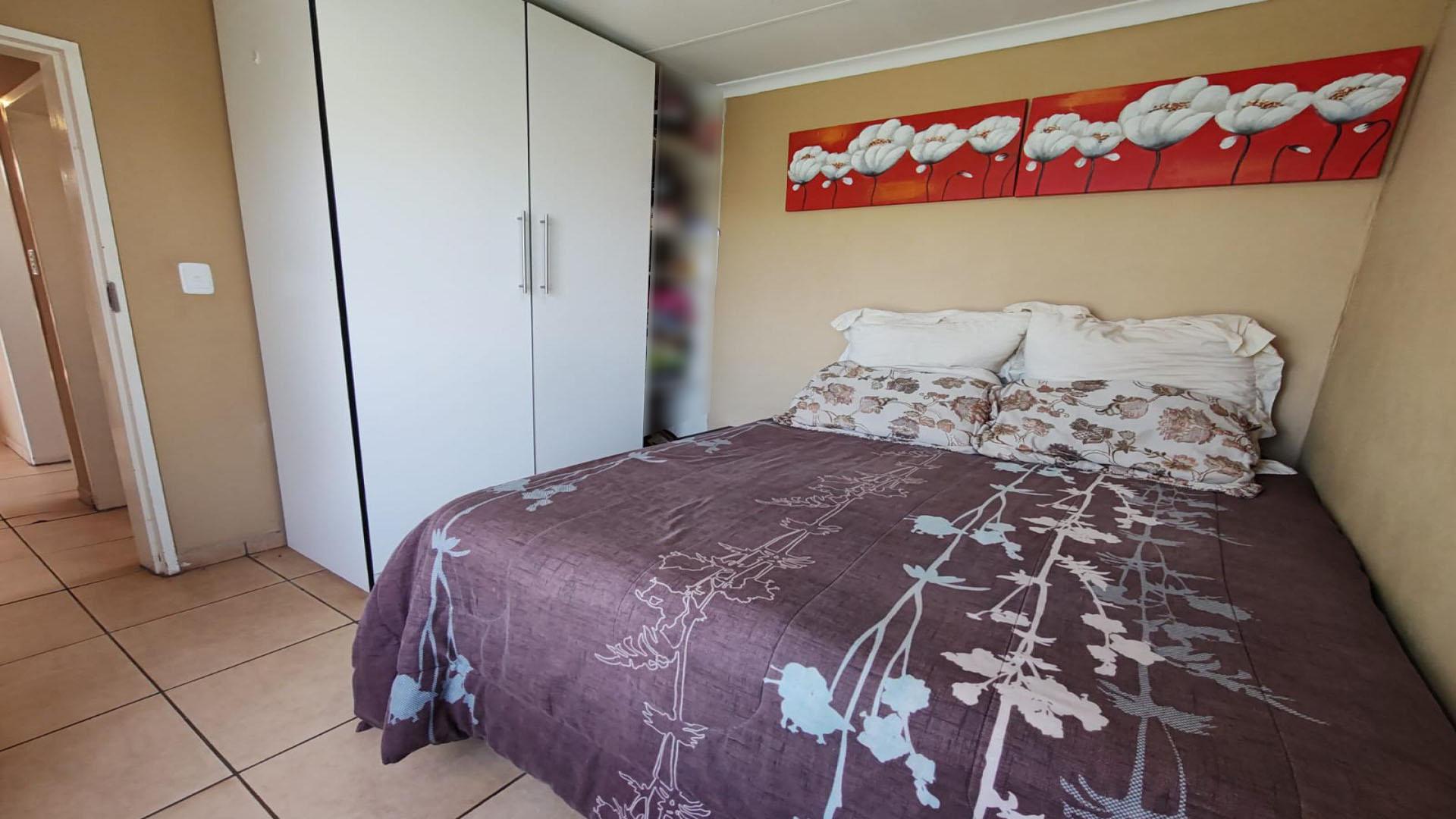 Bed Room 2 of property in Crystal Park