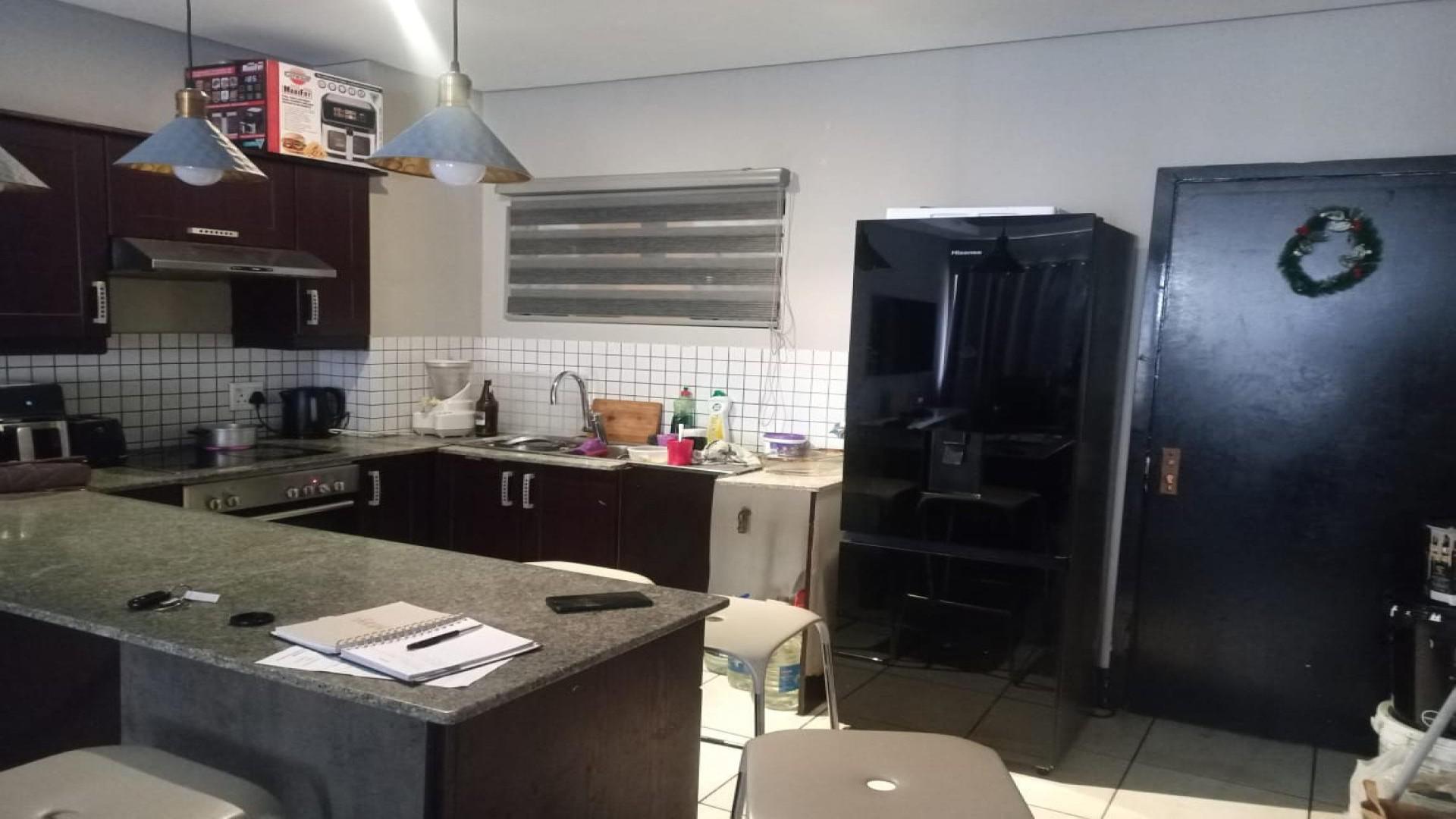 Kitchen of property in Ferreiras Dorp