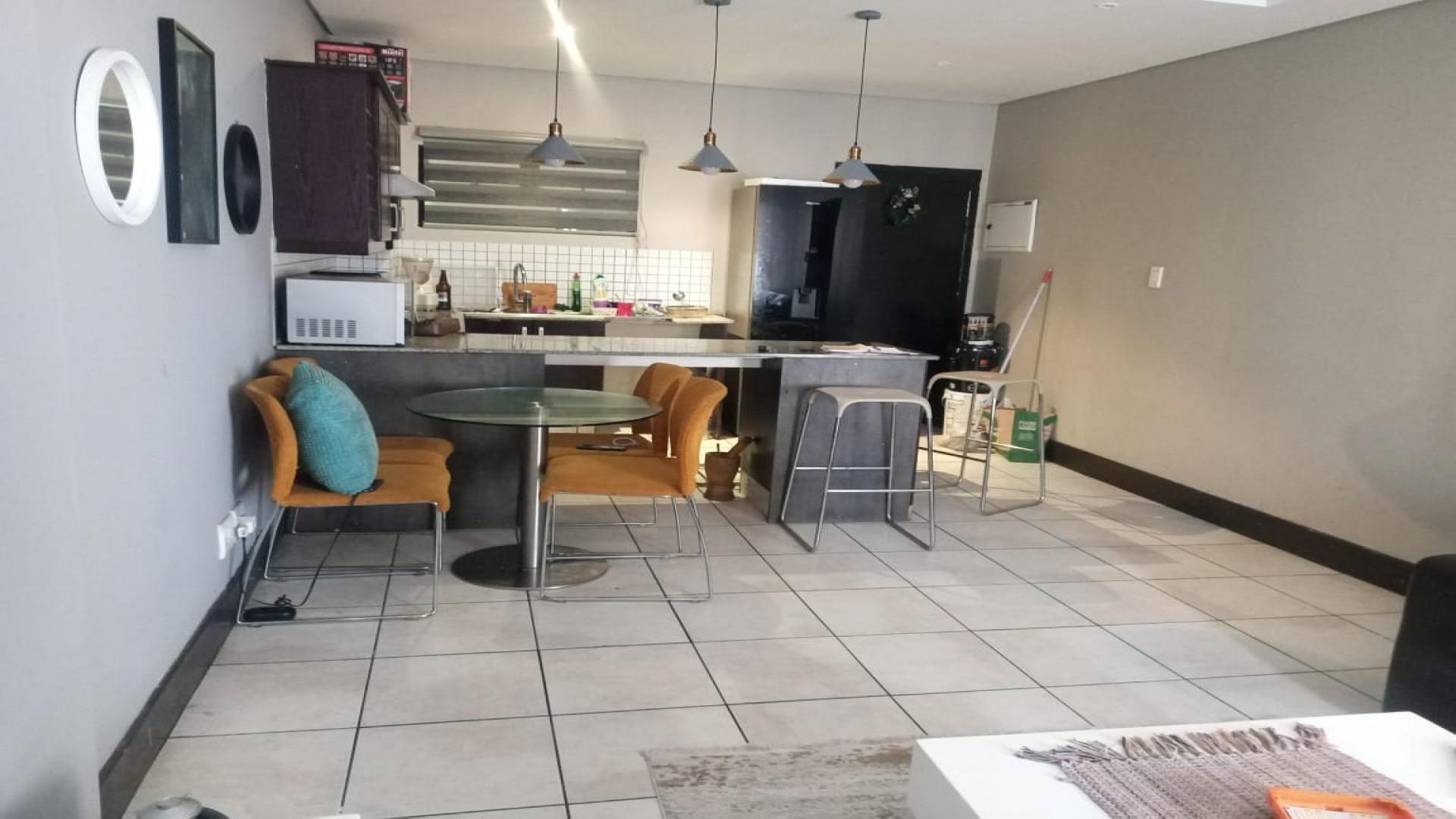 Dining Room of property in Ferreiras Dorp