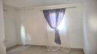 Bed Room 1 - 19 square meters of property in Thulani