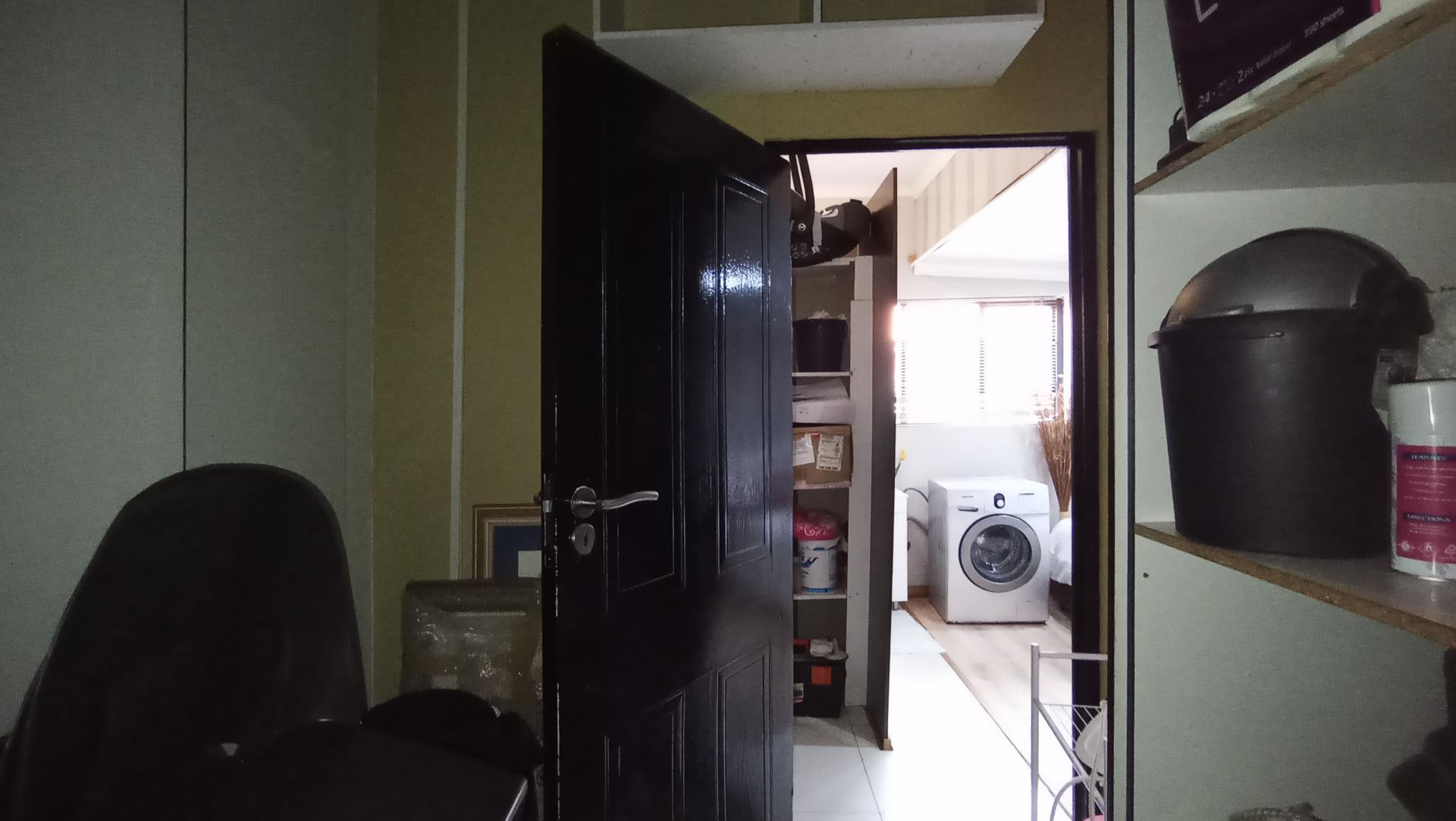 Spaces - 26 square meters of property in Country View