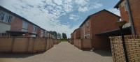 3 Bedroom 2 Bathroom Duplex for Sale for sale in Raslouw