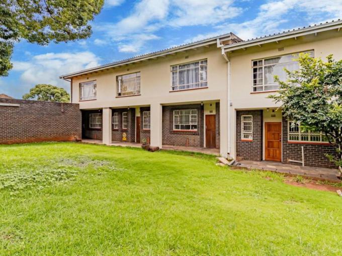 2 Bedroom Duplex for Sale For Sale in Windsor West - MR663410