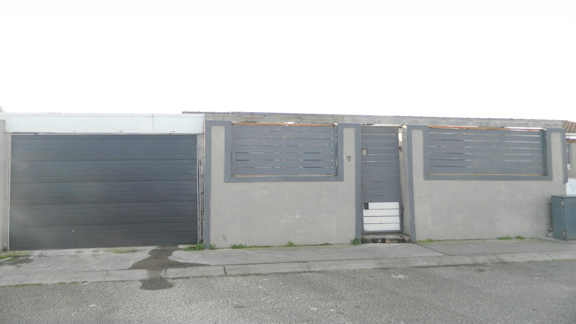 Front View of property in Rocklands