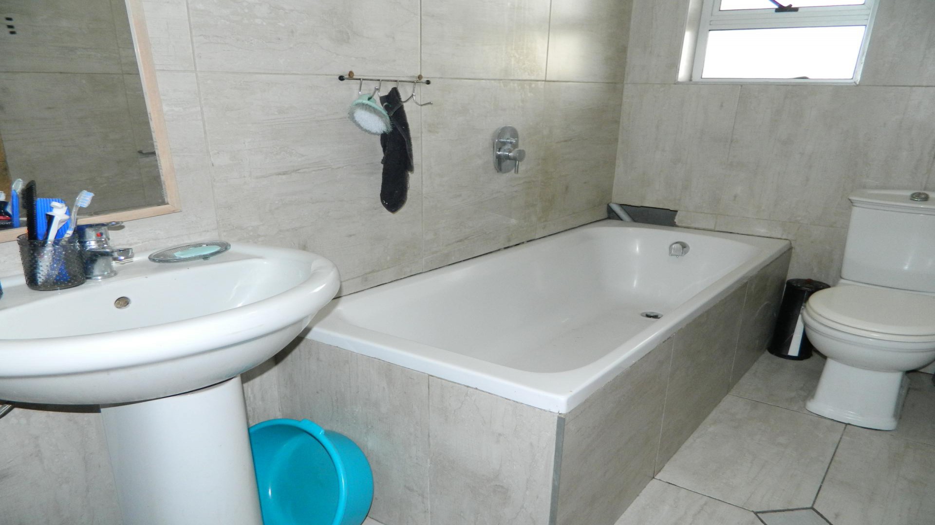 Bathroom 1 of property in Rocklands