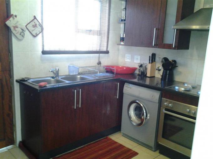 3 Bedroom Cluster to Rent in Gallo Manor - Property to rent - MR663517