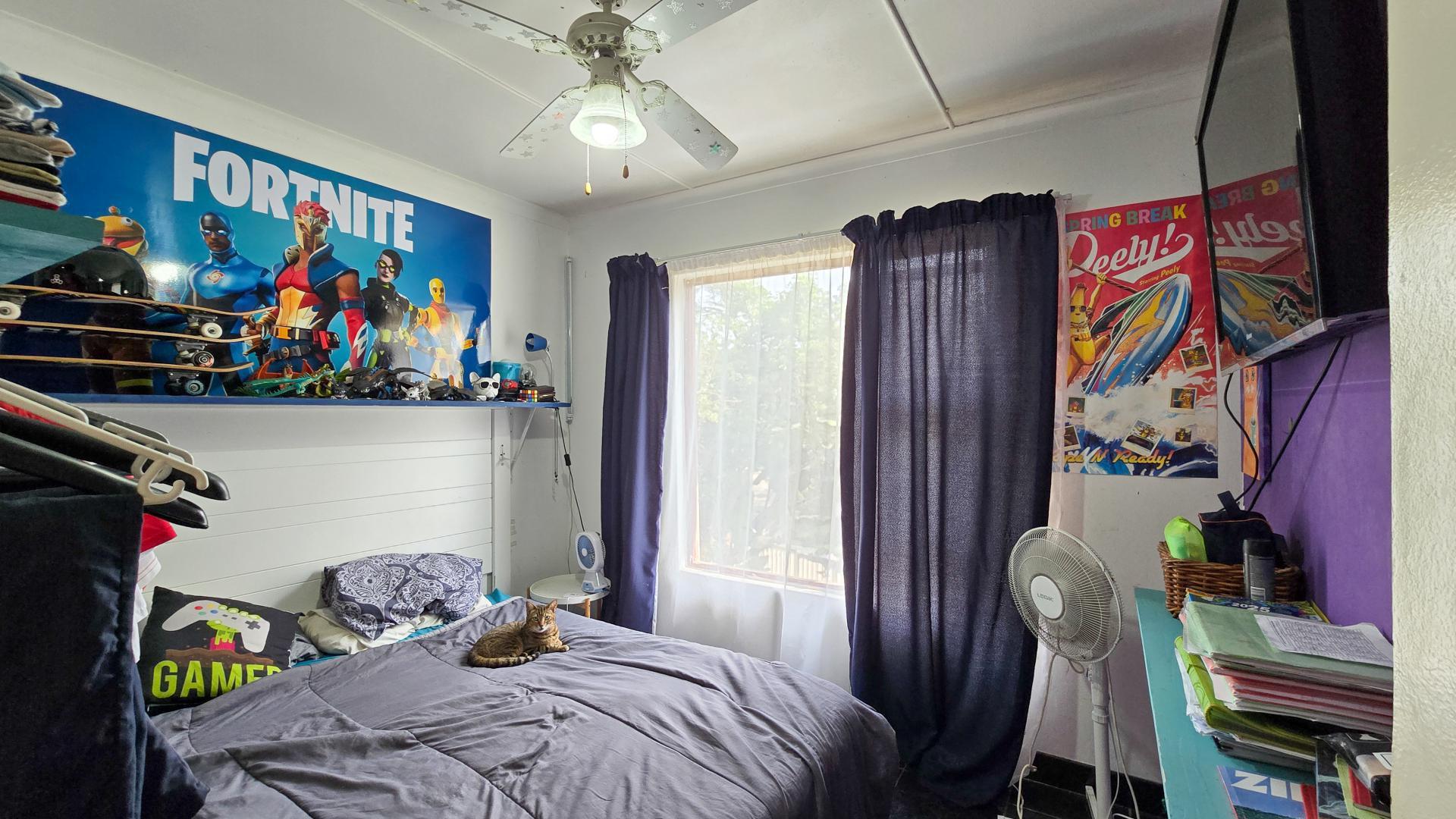 Bed Room 2 of property in East London