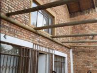 2 Bedroom 2 Bathroom Simplex for Sale for sale in Germiston South