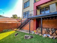 2 Bedroom 2 Bathroom Simplex for Sale for sale in Glenvista