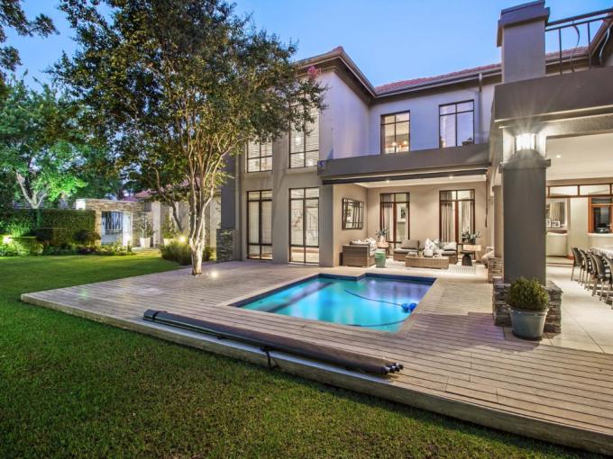 4 Bedroom House for Sale For Sale in Silver Lakes Golf Estate - MR663696