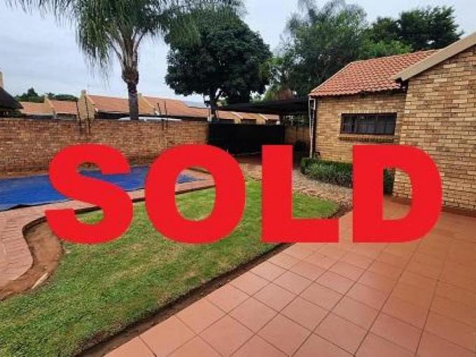 3 Bedroom House for Sale For Sale in Doornpoort - MR663727