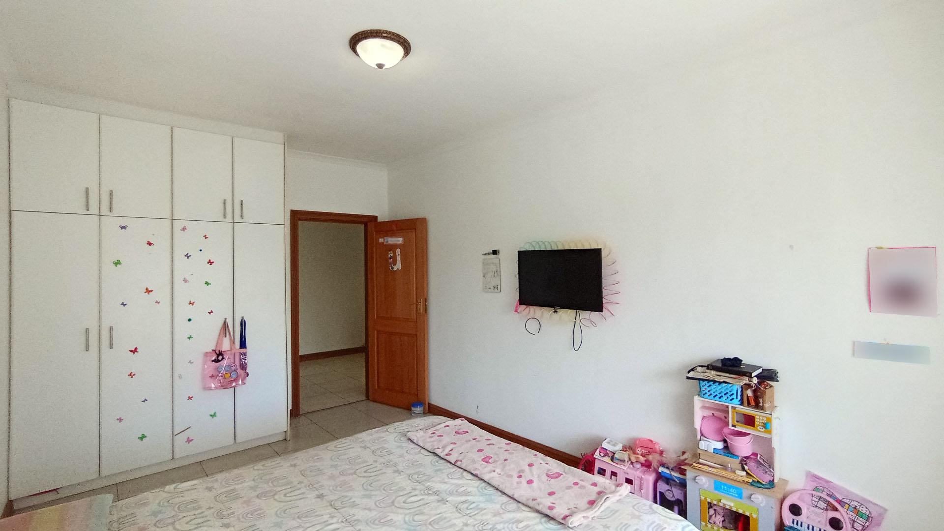 Bed Room 3 - 18 square meters of property in Hillcrest - KZN