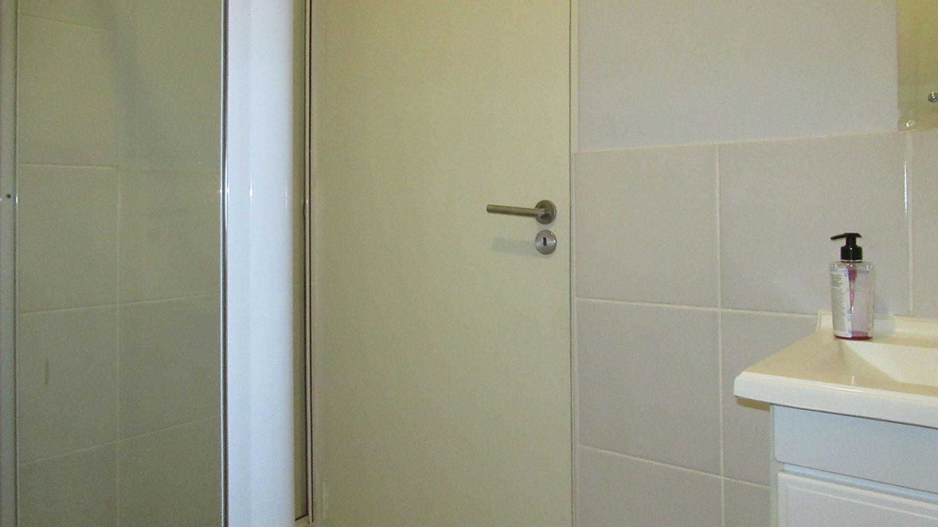 Bathroom 1 - 4 square meters of property in Ferndale - JHB