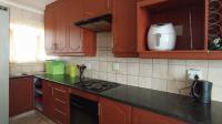 Kitchen - 7 square meters of property in Horison View