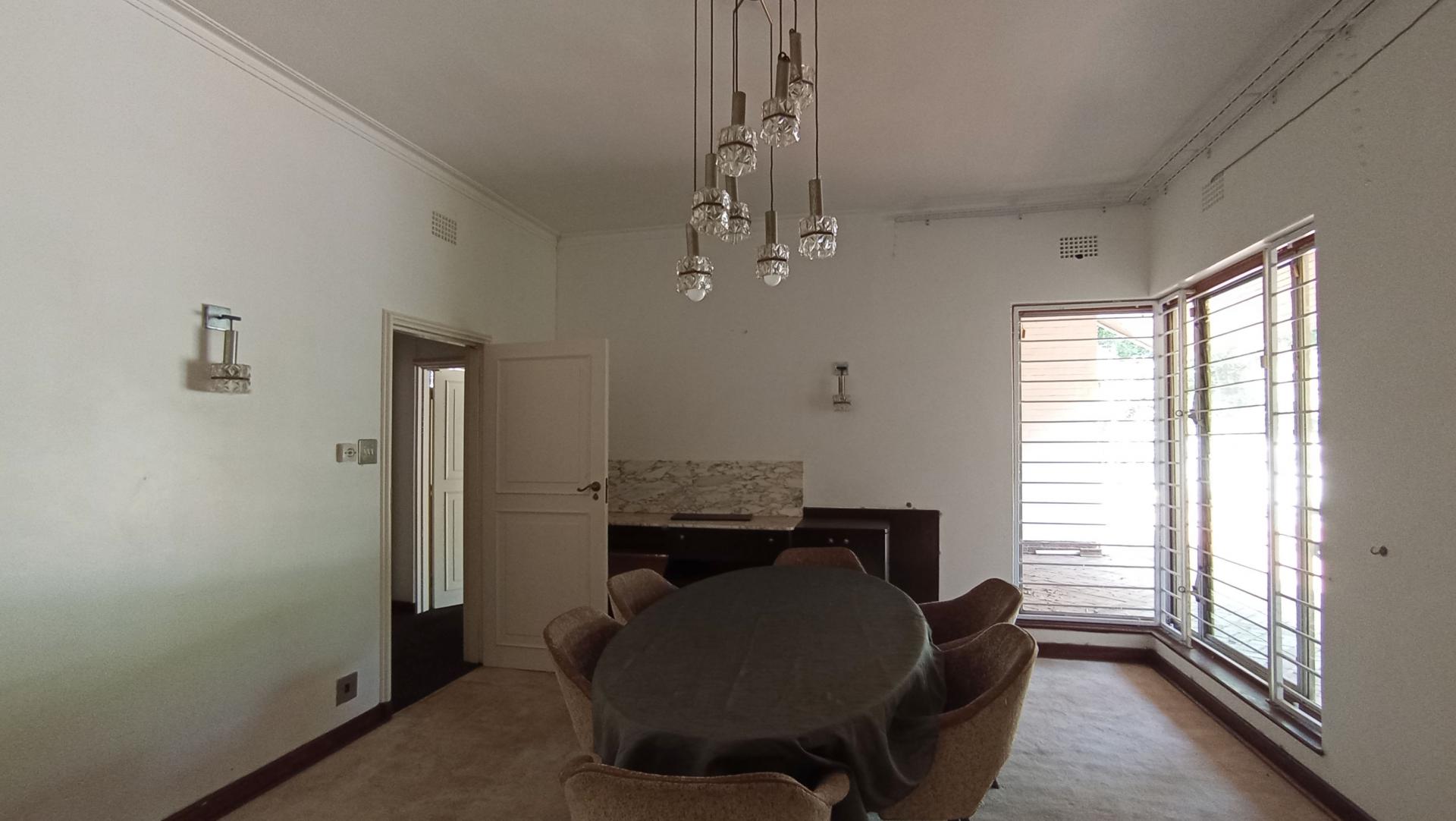 Dining Room - 22 square meters of property in Observatory - JHB