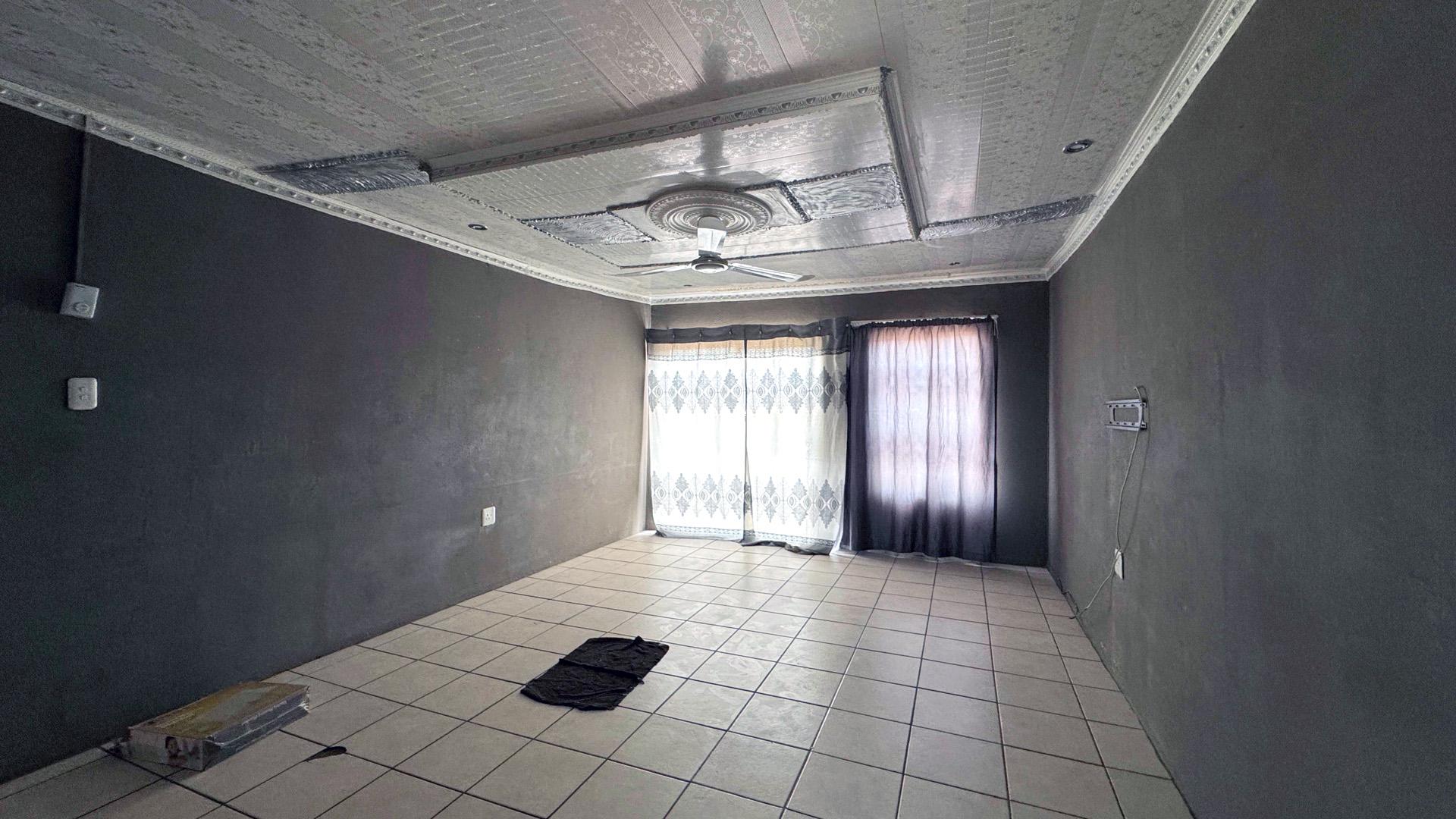 Lounges of property in Zeerust