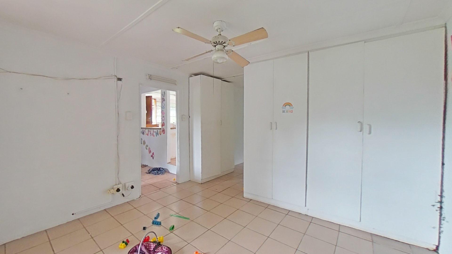 Bed Room 1 - 16 square meters of property in Prestbury