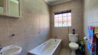 Bathroom 1 - 6 square meters of property in Eveleigh