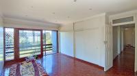 Main Bedroom - 24 square meters of property in Athlone