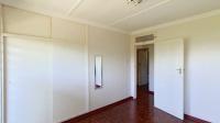 Bed Room 1 - 15 square meters of property in Athlone