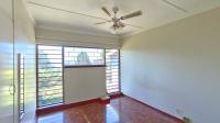 Bed Room 2 - 15 square meters of property in Athlone