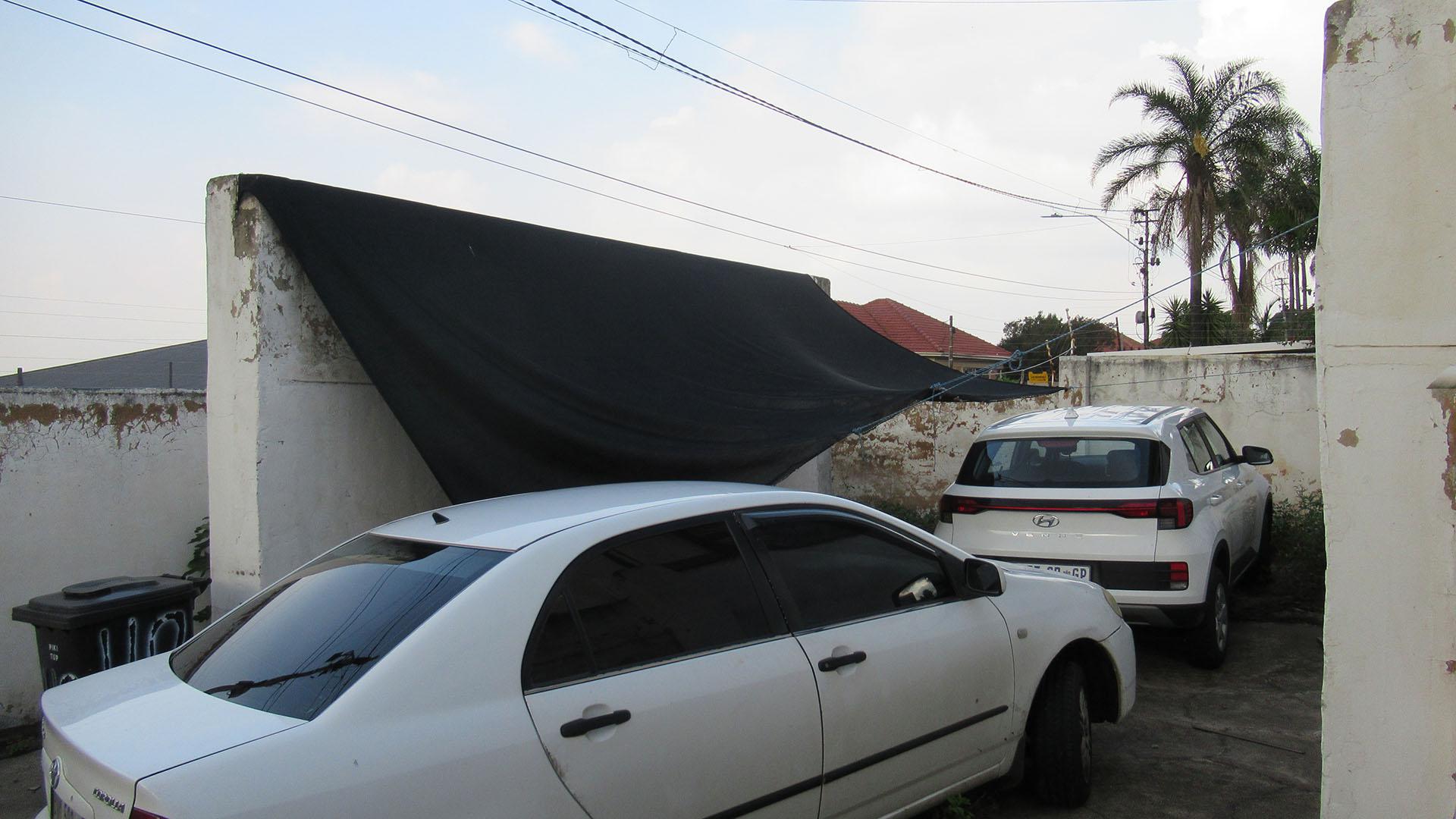 Front View of property in Orange Grove