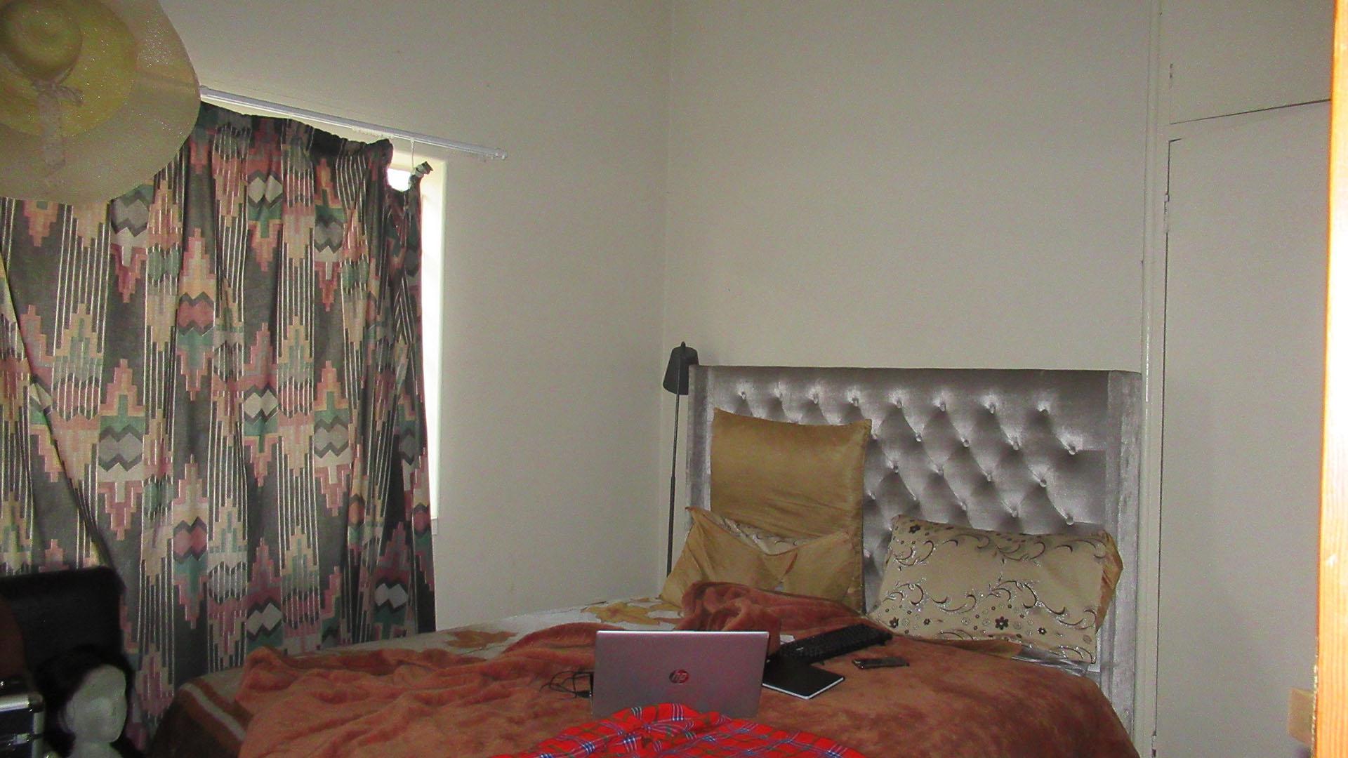 Bed Room 4 - 4 square meters of property in Orange Grove