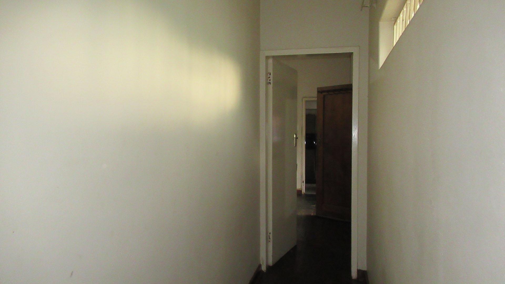 Spaces - 17 square meters of property in Orange Grove