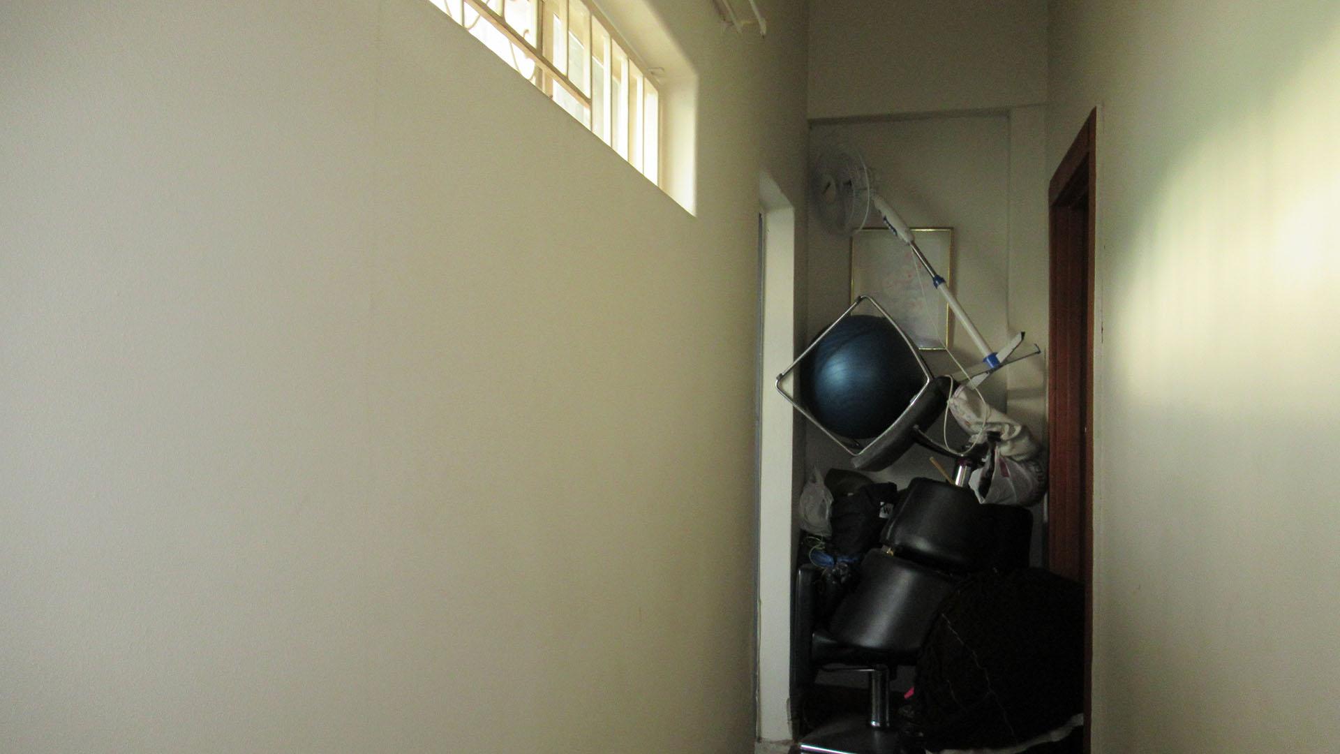 Spaces - 17 square meters of property in Orange Grove