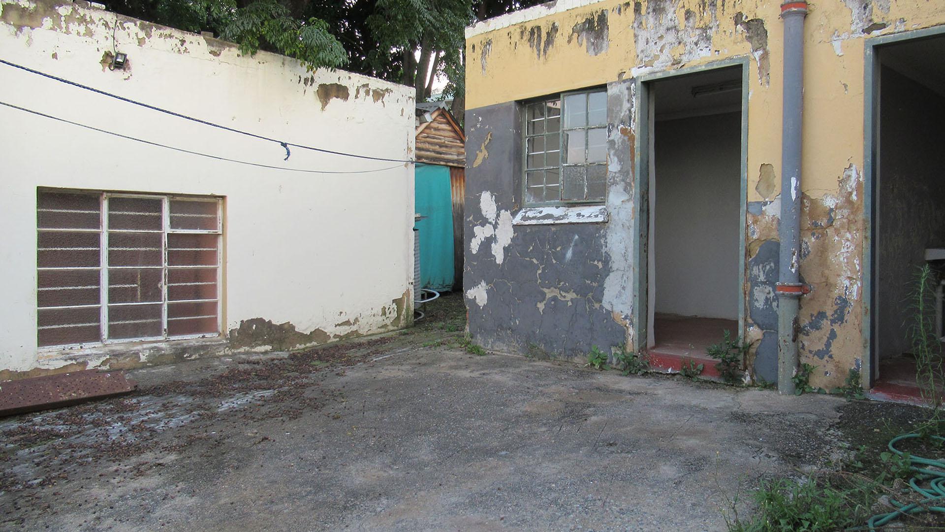 Backyard of property in Orange Grove