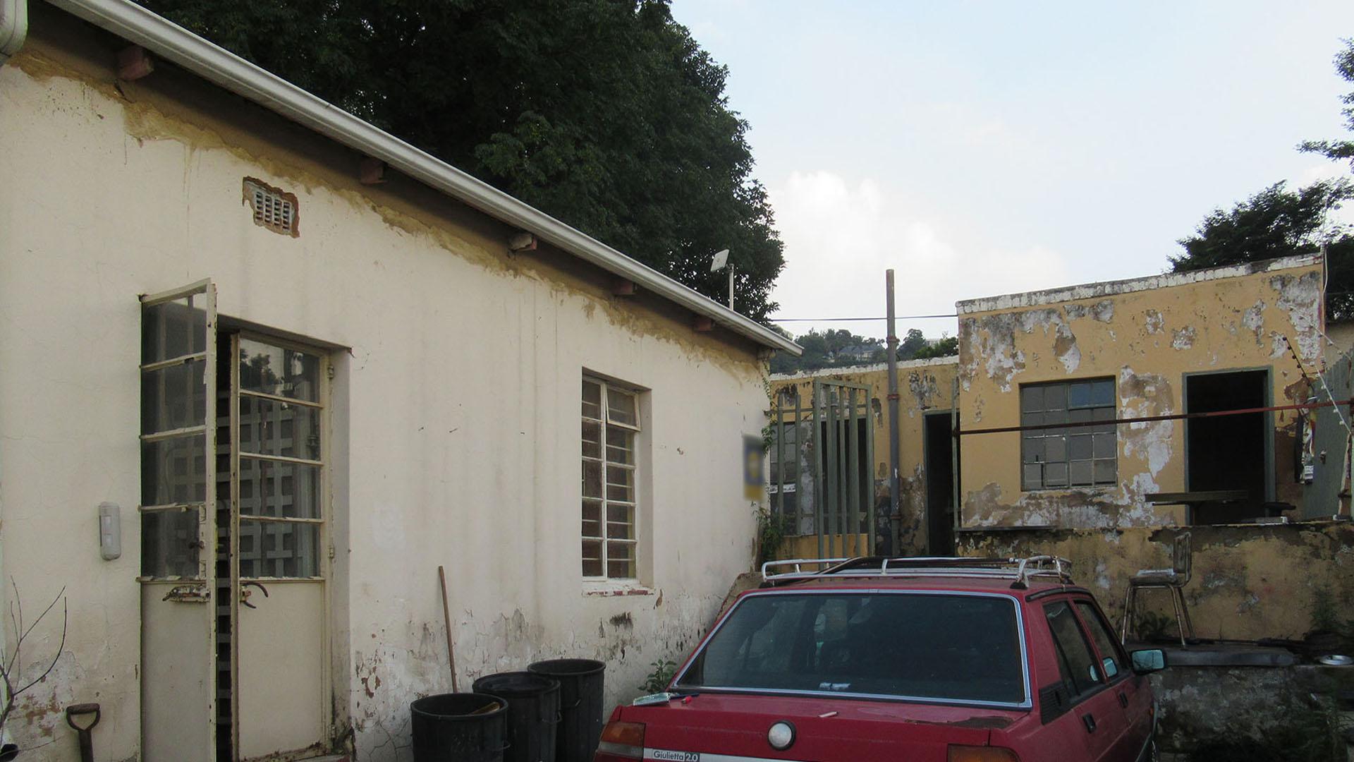 Backyard of property in Orange Grove