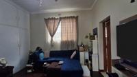 Lounges - 87 square meters of property in Orange Grove
