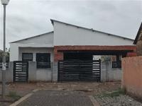 Front View of property in Nellmapius