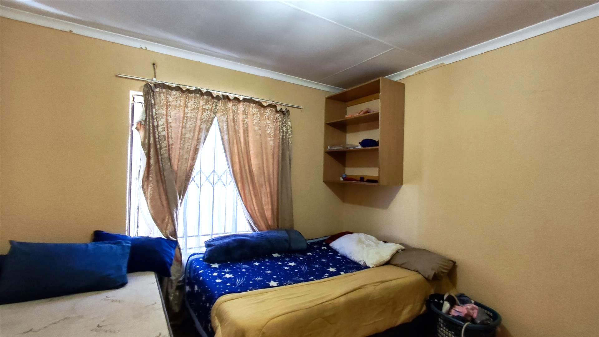Bed Room 2 - 13 square meters of property in Birch Acres