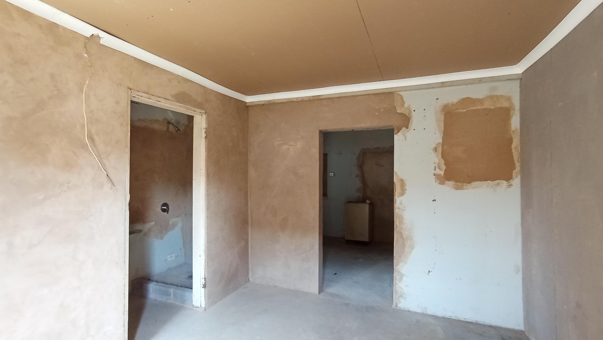 Lounges - 60 square meters of property in Homestead