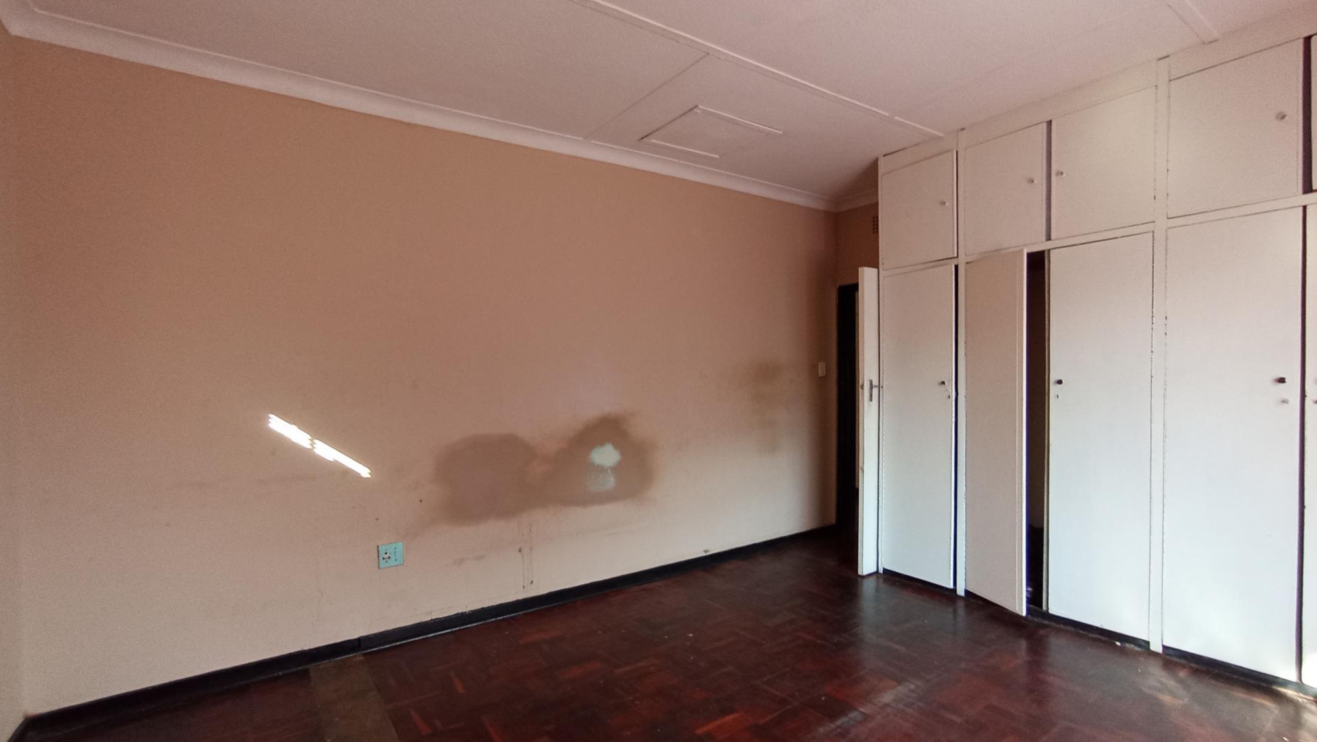 Bed Room 2 - 20 square meters of property in Homestead